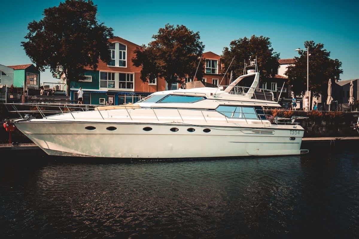 Yacht Evasion La Rochelle - Bateau Insolite Exterior photo